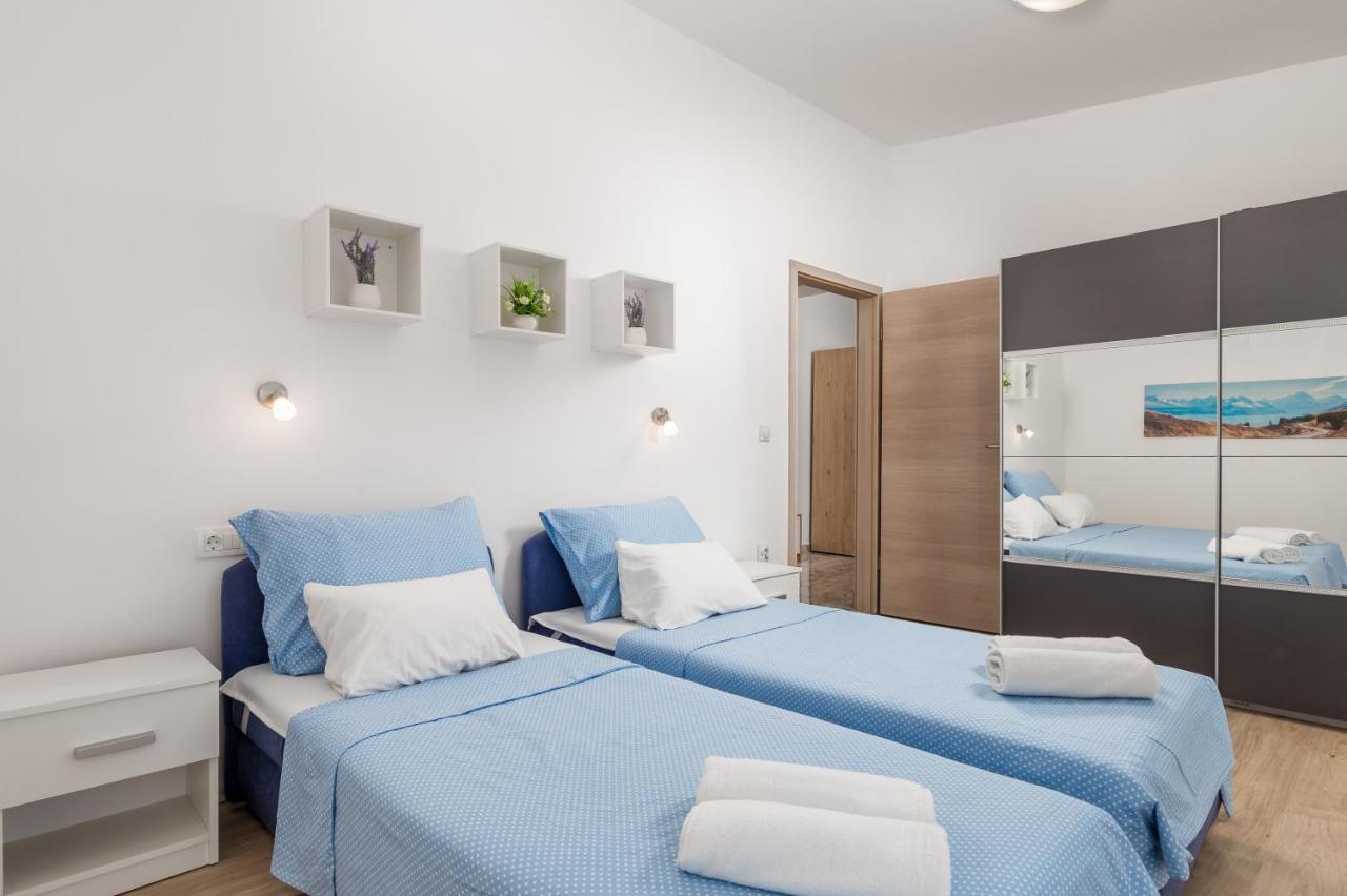 Apartment Dani-E.L. Кастав Экстерьер фото